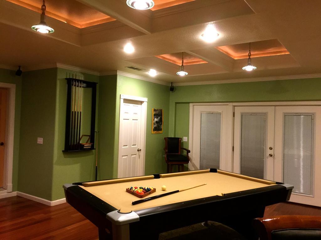 Kaweah Chakra Resort Три Ривърс Стая снимка